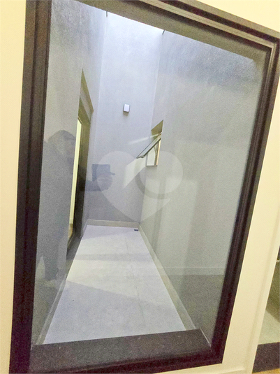 Foto REO1109882