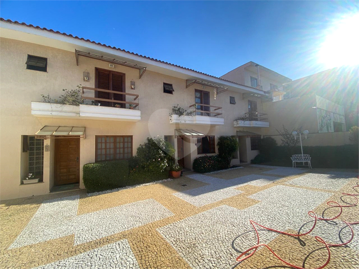 Foto REO1109949