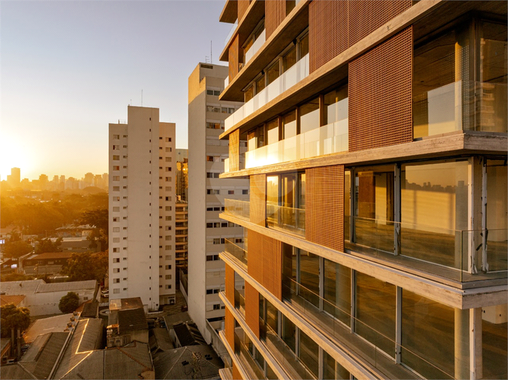 Foto REO1109964