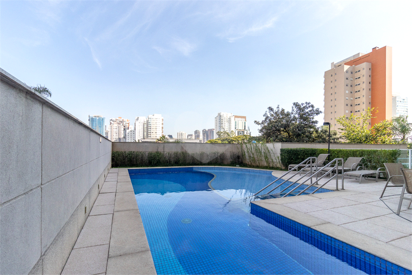 Foto REO1109969