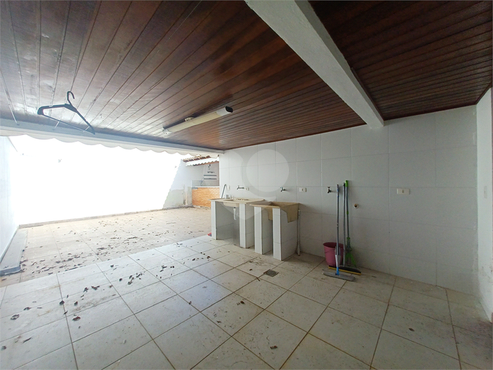 Foto REO1109971