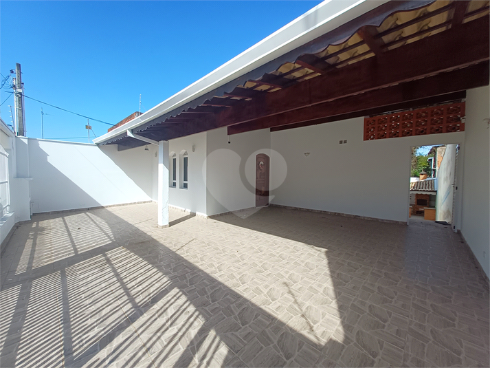 Foto REO1109971