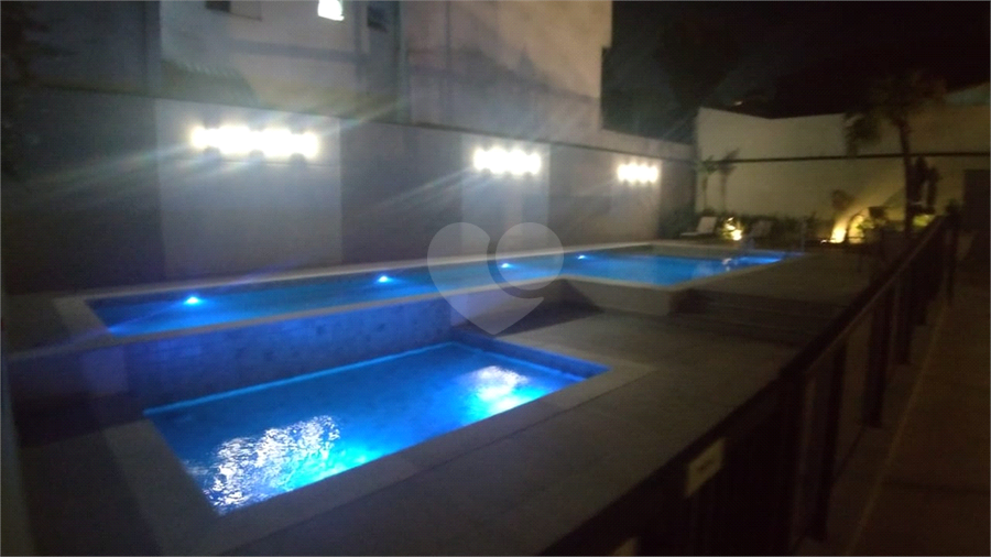 Foto REO1109979