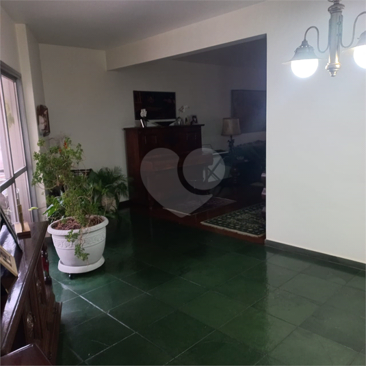 Foto REO1109997