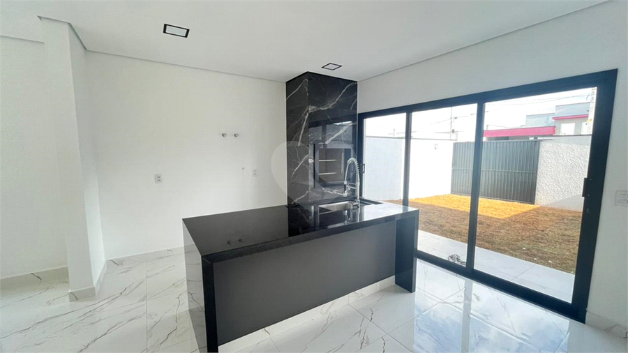 Foto REO1110013