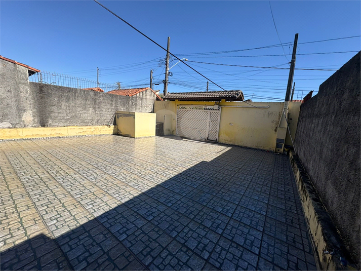 Foto REO1110038