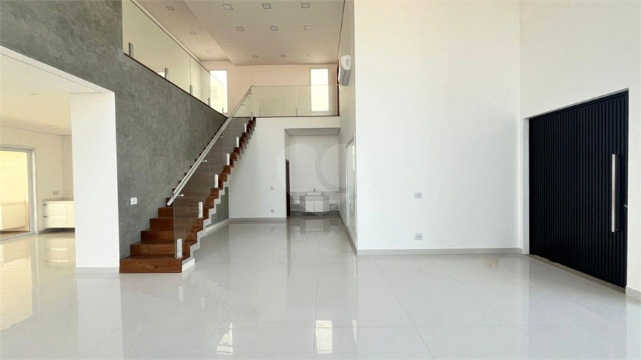 Foto REO1110049