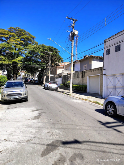 Foto REO1110107
