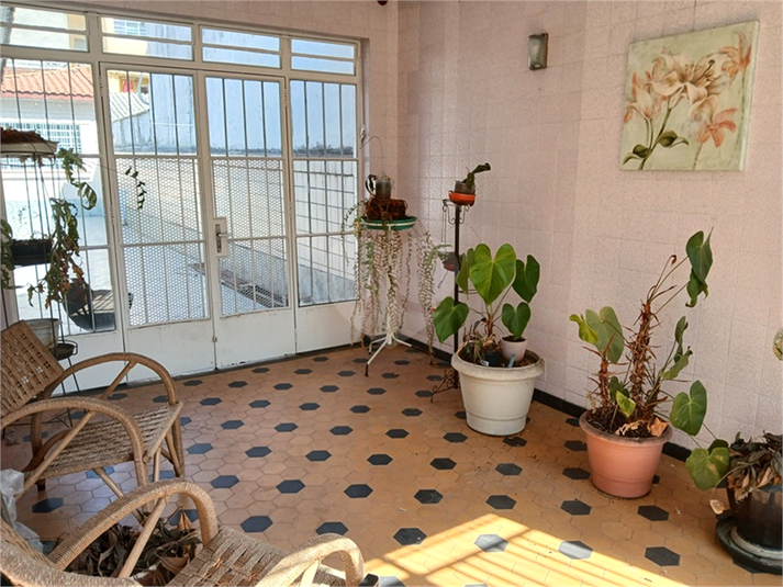 Foto REO1110112