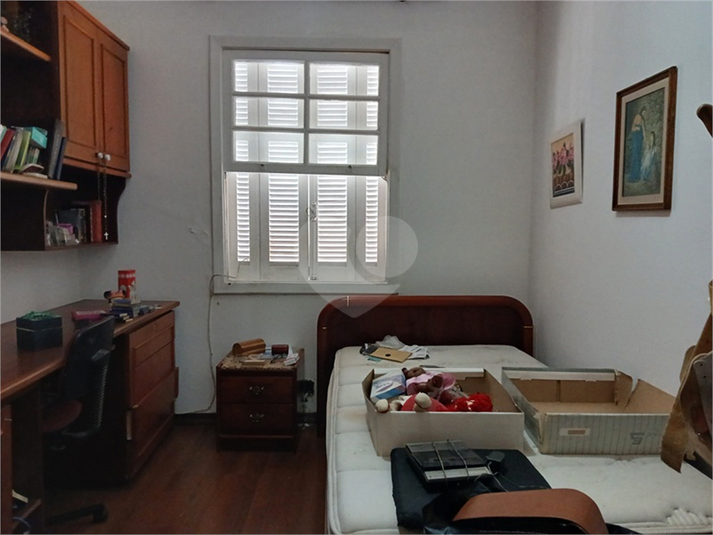 Foto REO1110112