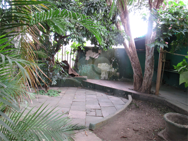 Foto REO1110173