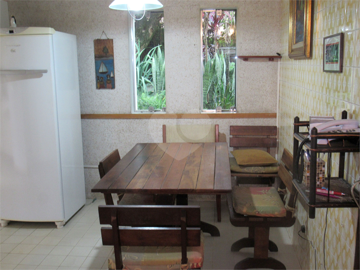 Foto REO1110173