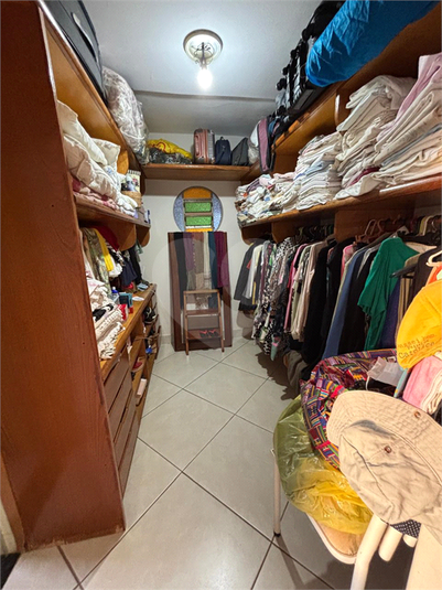 Foto REO1110179