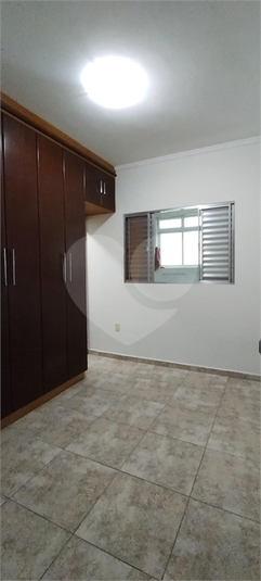 Foto REO1110236