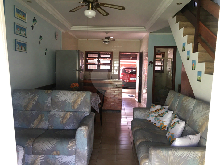 Foto REO1110260