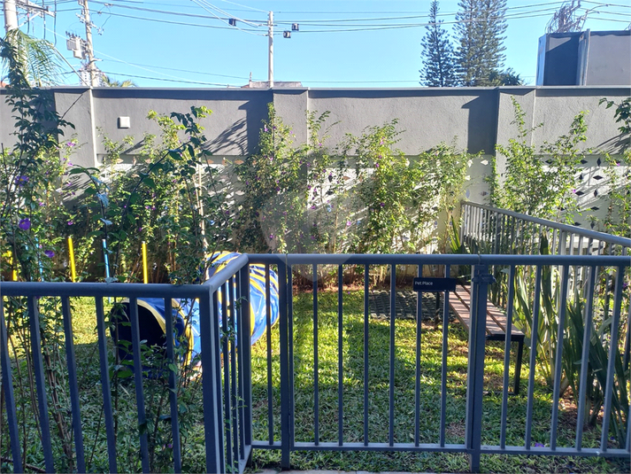 Foto REO1110282