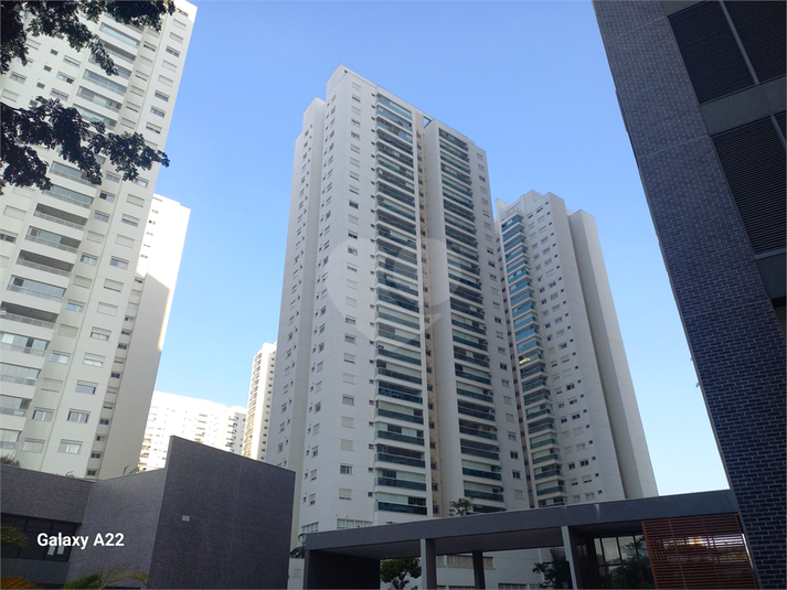 Foto REO1110286