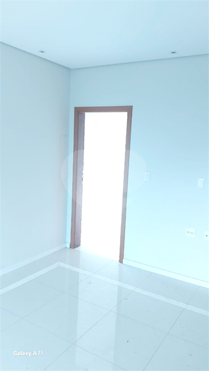Foto REO1110303