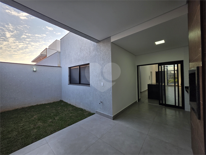 Foto REO1110339