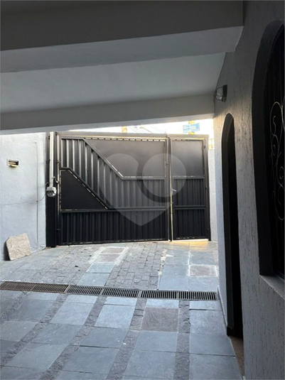 Foto REO1110348
