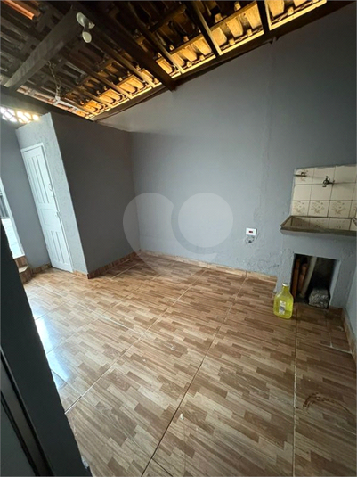 Foto REO1110348