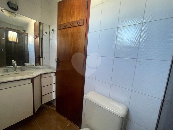Foto REO1110365