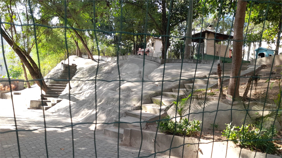 Foto REO1110367