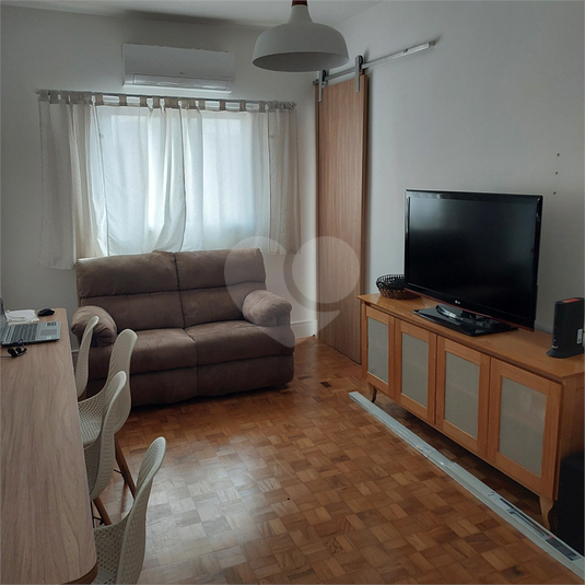 Foto REO1110380