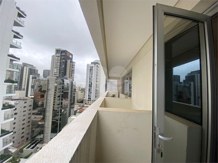 Foto REO1110385