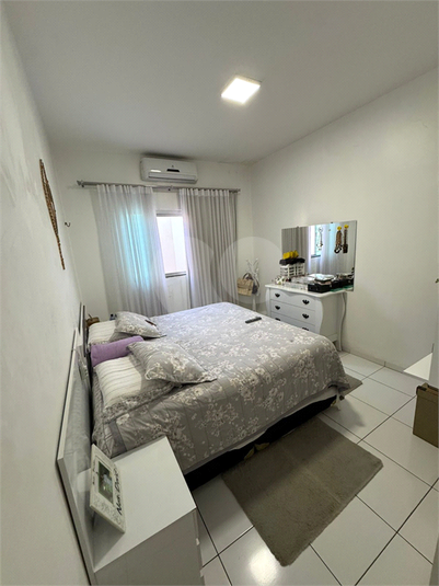 Foto REO1110453