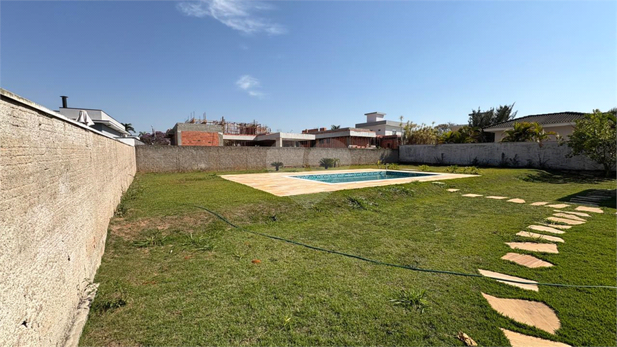 Foto REO1110454