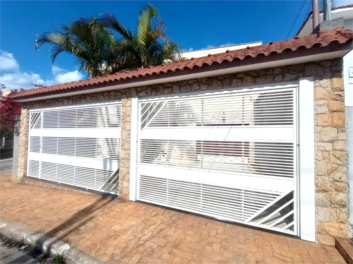 Foto REO1110455