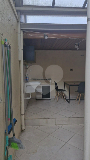 Foto REO1110458