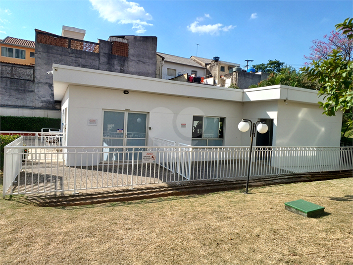 Foto REO1110475