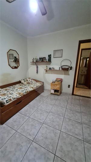 Foto REO1110503