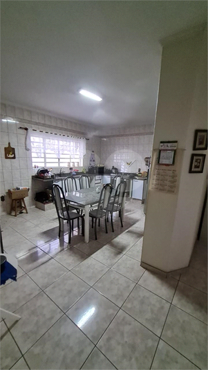 Foto REO1110503