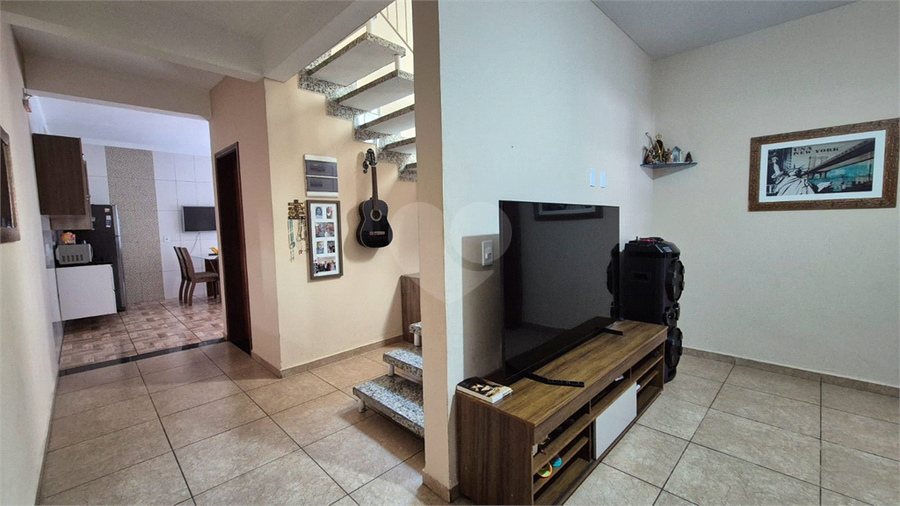 Foto REO1110541