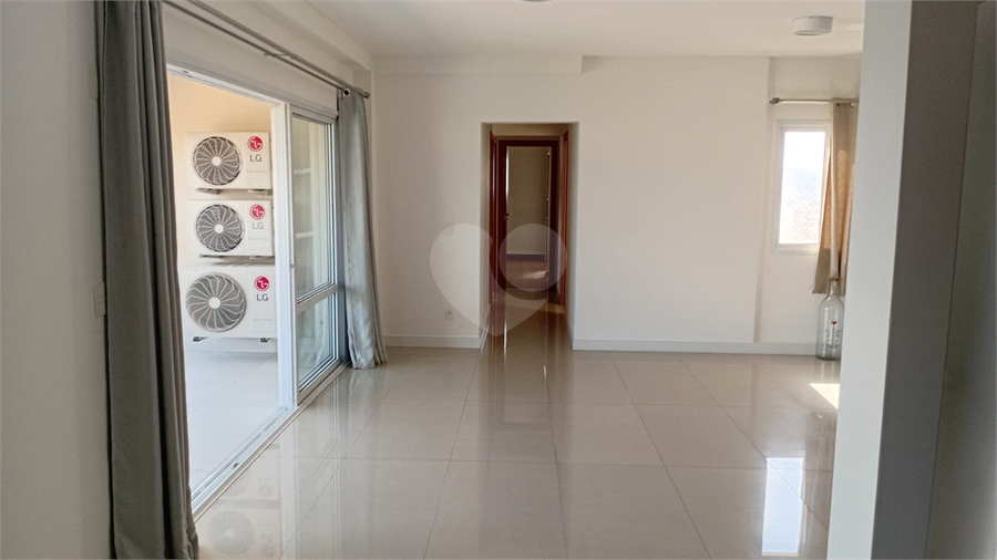 Foto REO1110542