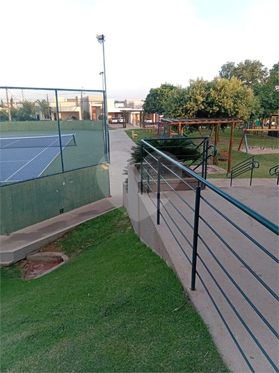 Foto REO1110546