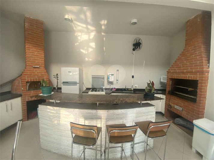 Foto REO1110547