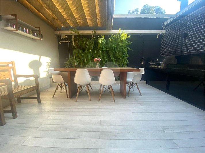 Foto REO1110547