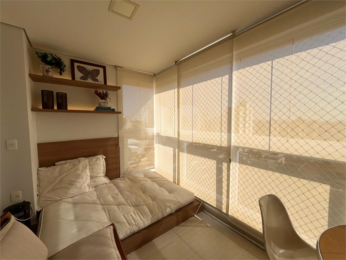 Foto REO1110569