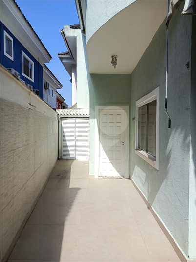 Foto REO1110577