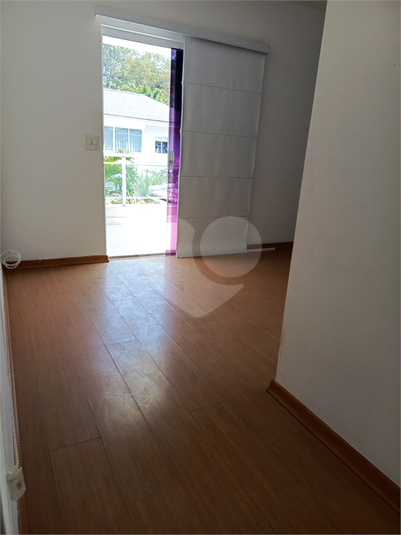 Foto REO1110577