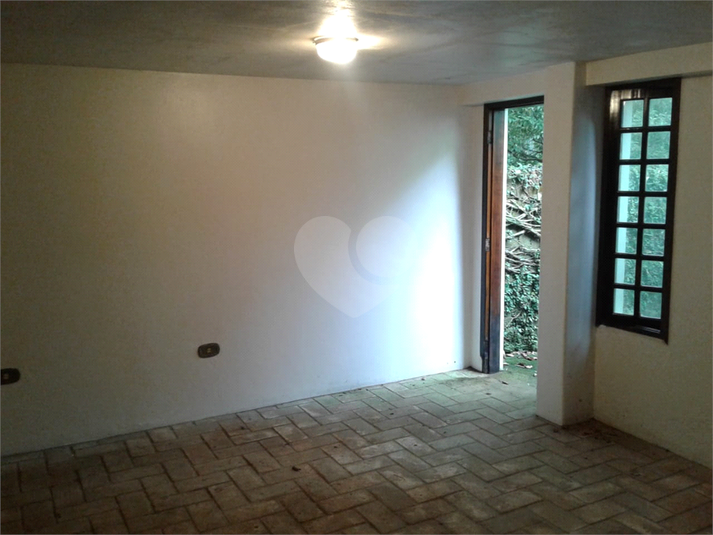 Foto REO1110578