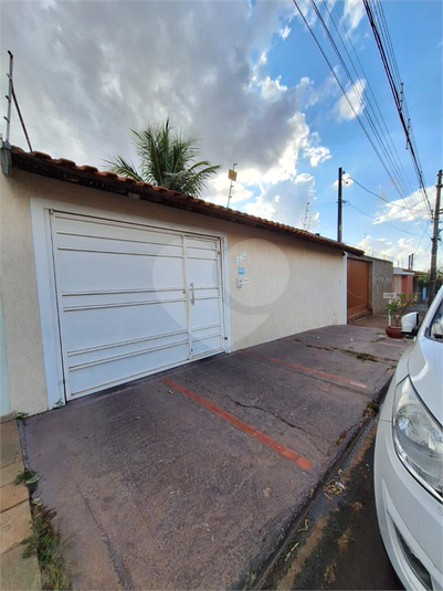 Foto REO1110598