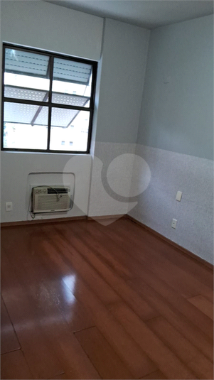 Foto REO1110663