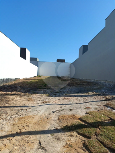 Foto REO1110679