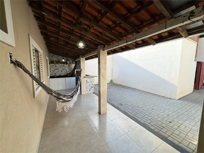 Foto REO1110682