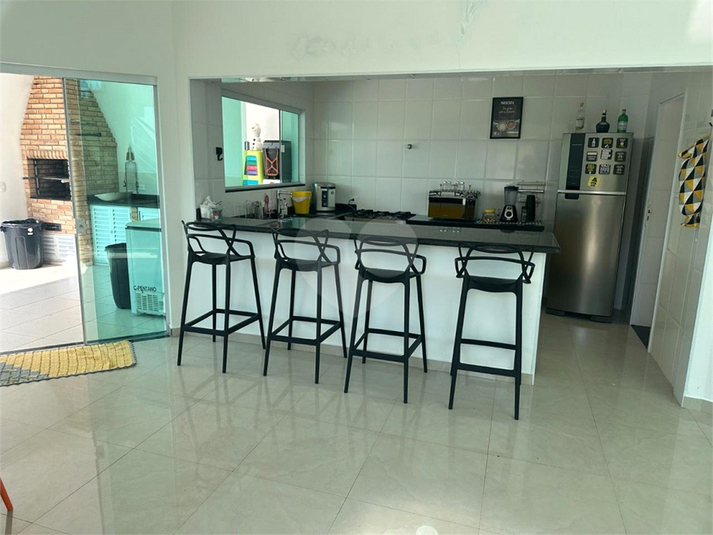 Foto REO1110695